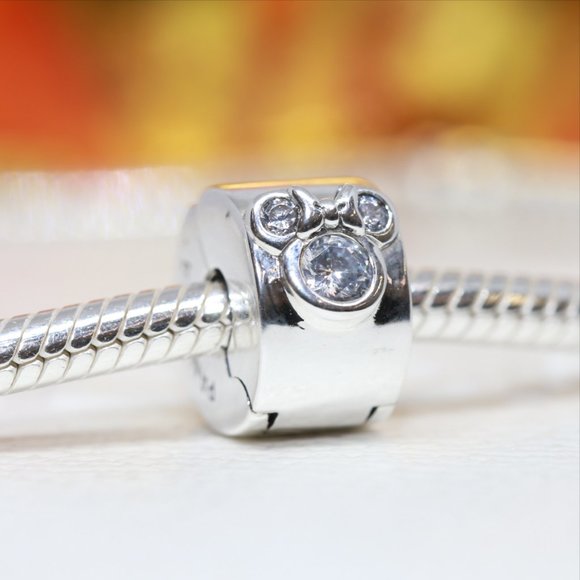 Pandora Disney Mickey Mouse & Minnie Mouse Clip Charm 790111C01 - Picture 3 of 6